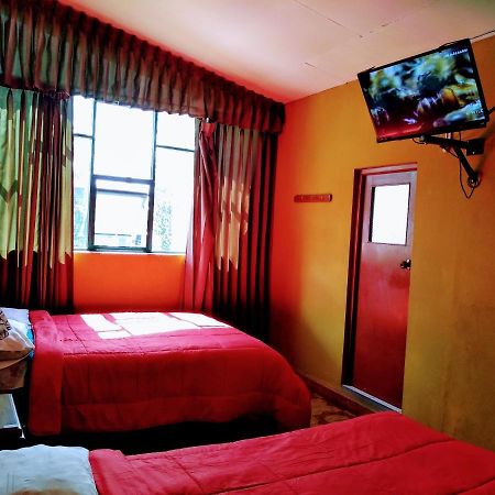 Casa Blanca Hospedaje Huamancaca 外观 照片