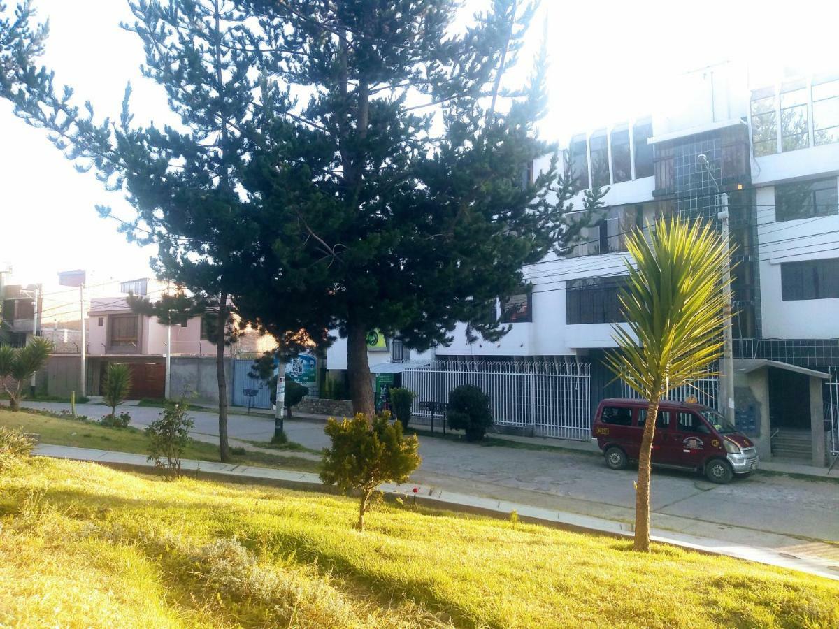 Casa Blanca Hospedaje Huamancaca 外观 照片