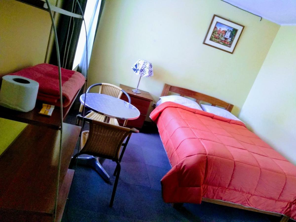 Casa Blanca Hospedaje Huamancaca 客房 照片