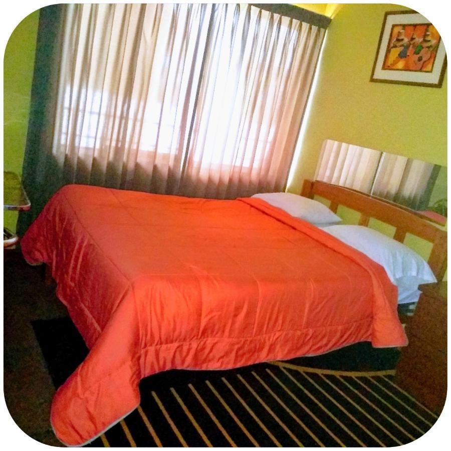 Casa Blanca Hospedaje Huamancaca 外观 照片