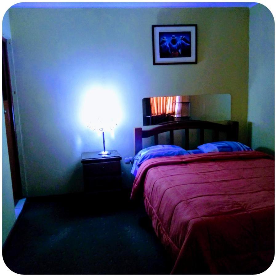 Casa Blanca Hospedaje Huamancaca 外观 照片